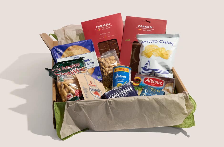 What Makes Gourmet Snack Boxes the Ultimate Gift for Clients