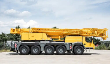 How Seasonal Weather Patterns Affect Crane Rental in Coastal North Carolina