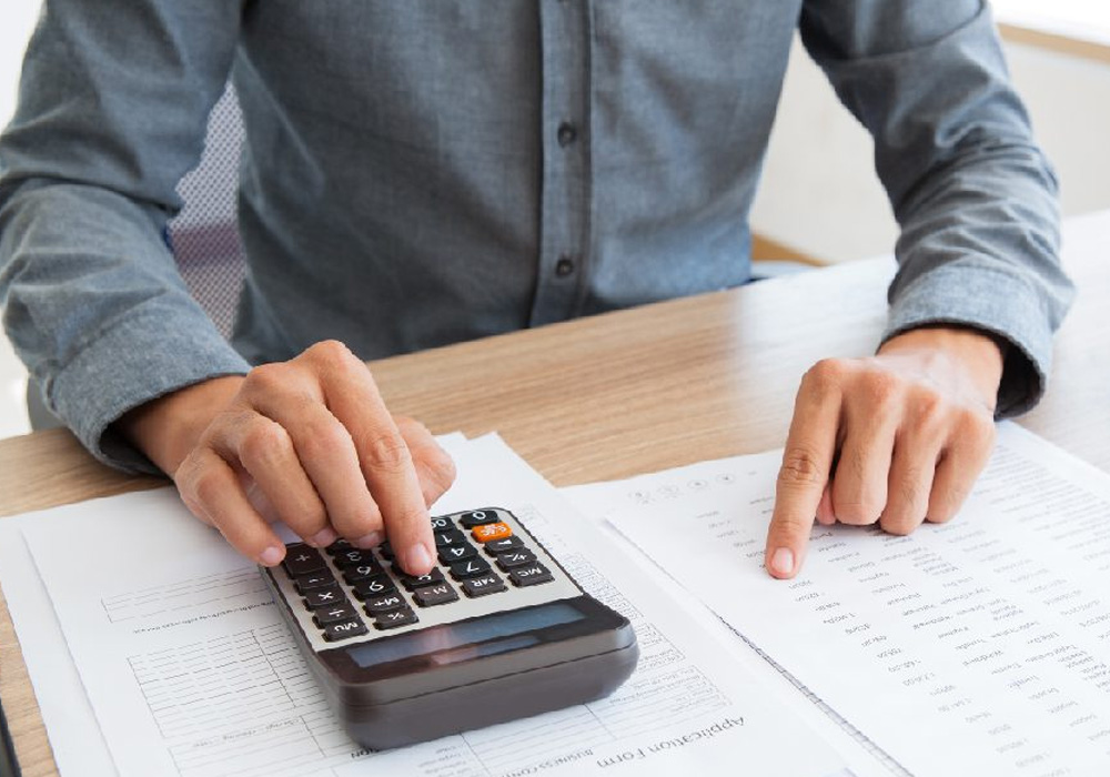 How Small Businesses Can Stay Within Budget With Custom Folder Printing
