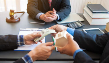 The Versatility of a Real Estate Attorney Beyond the Closing Table