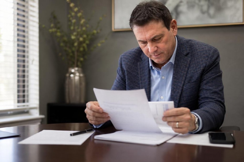 Understanding Gap Insurance: Do You Need It for Your New Car? 4 Understanding Gap Insurance Do You Need It for Your New