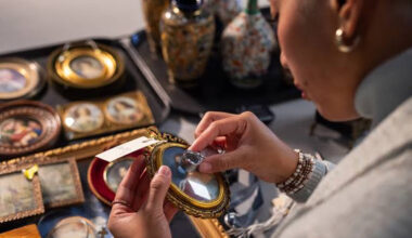 From Catalog To Collection A First Time Buyers Guide To Antique Auctions