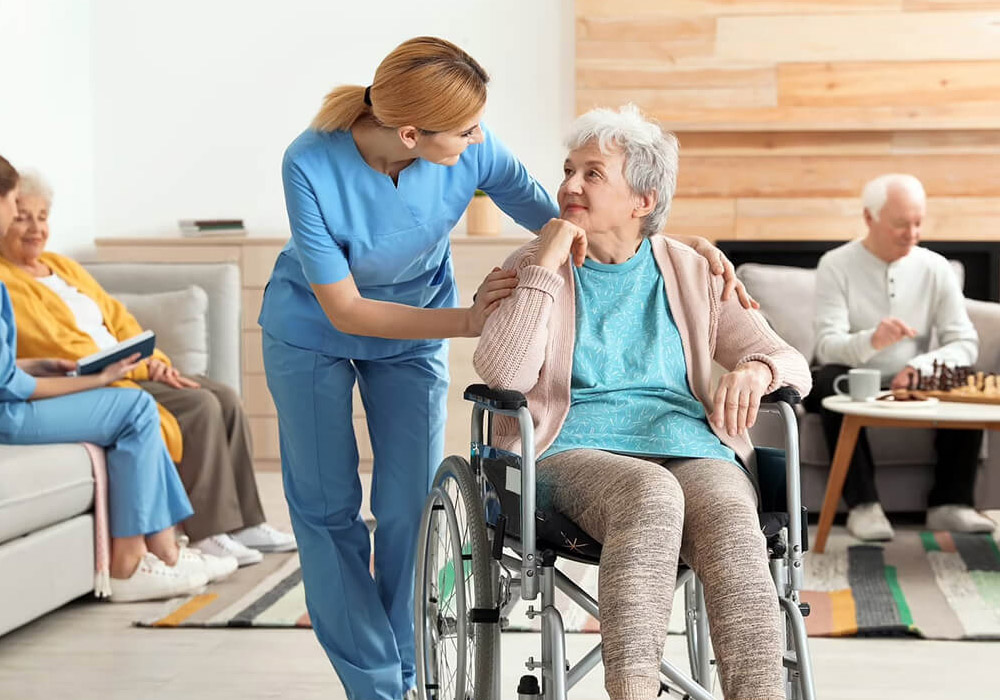 Facility vs Home Based Care A Complete Guide to CNA Work Environments