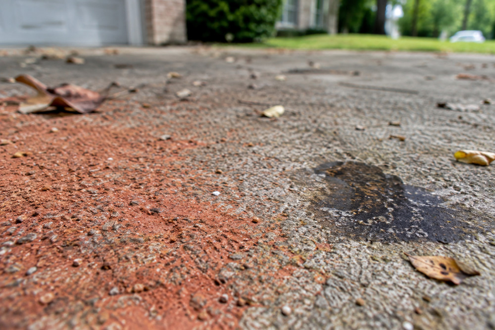 Concrete Driveway Cleaning in Rock Hill South Carolina A Surface Safe Runoff Conscious Guide